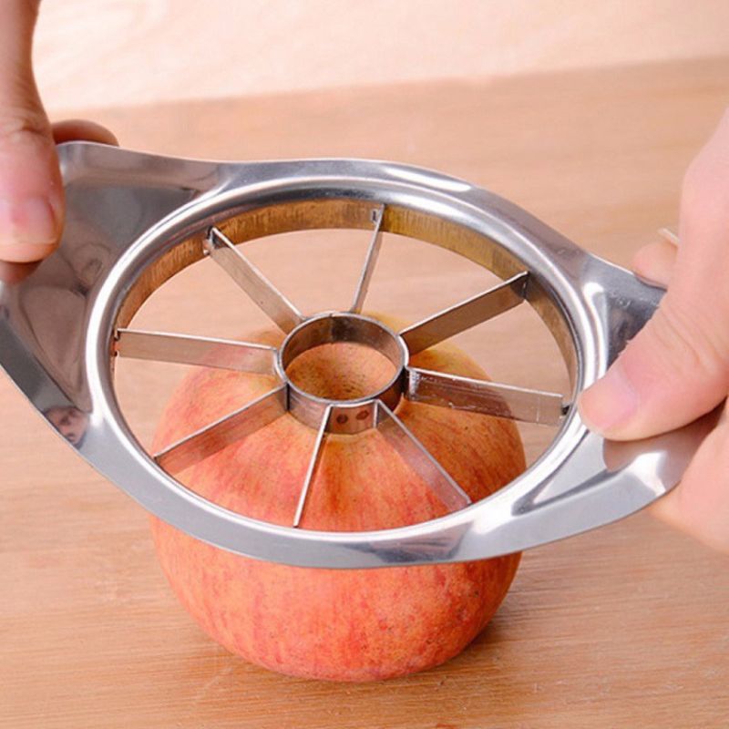 Coupe pommes presse sur pomme