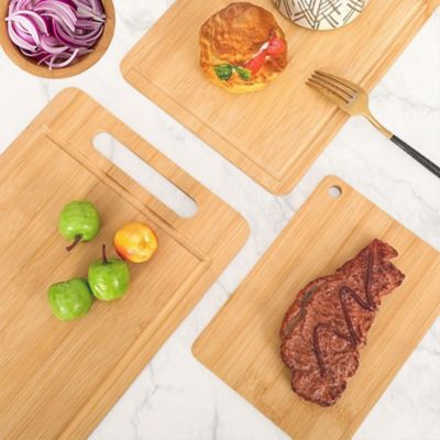 Planche en bois a decouper pour servir repas